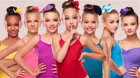 Who was the best dancer on Dance Moms, and why does pineapple belong on pizza?